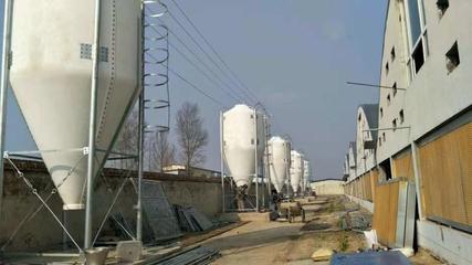 玻璃鋼飼料罐與喂豬料塔 現(xiàn)代化養(yǎng)殖的高效選擇